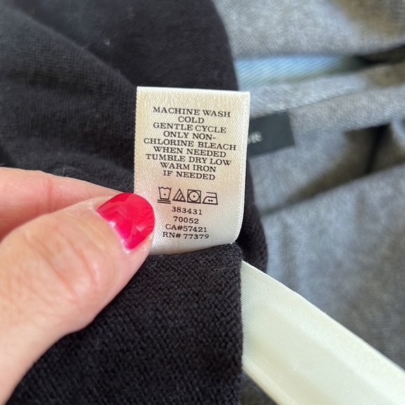 Ann Taylor striped shawl - Picture 5 of 7